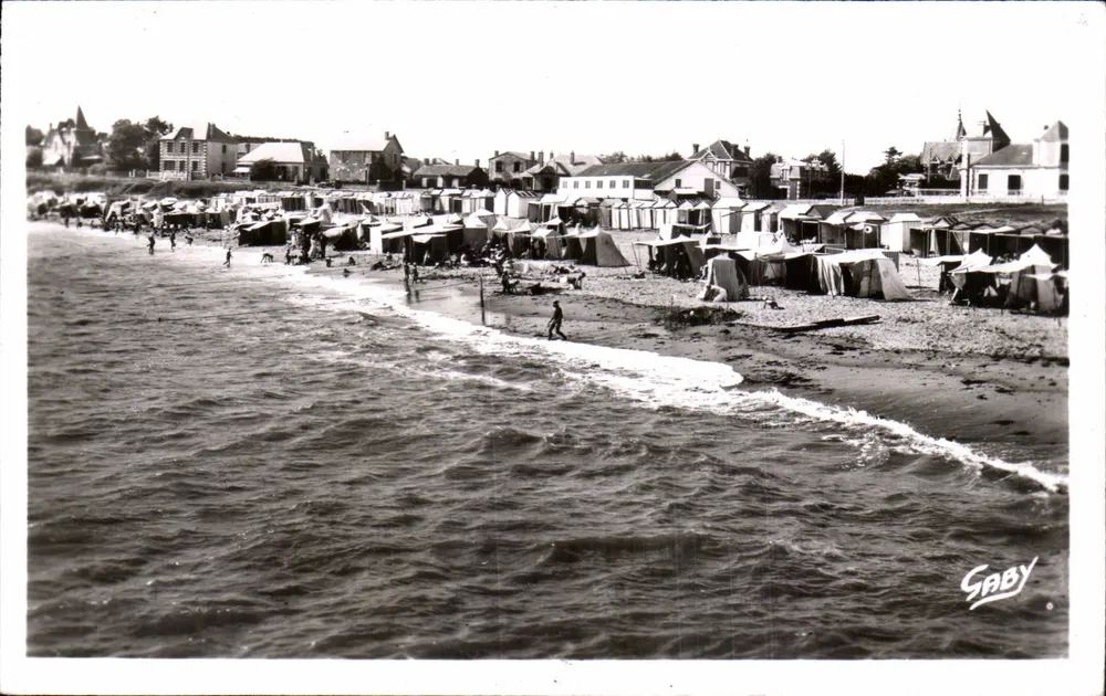 Praia de Croix-de-Vie — banheiros e cabines — edição SABY - Frente