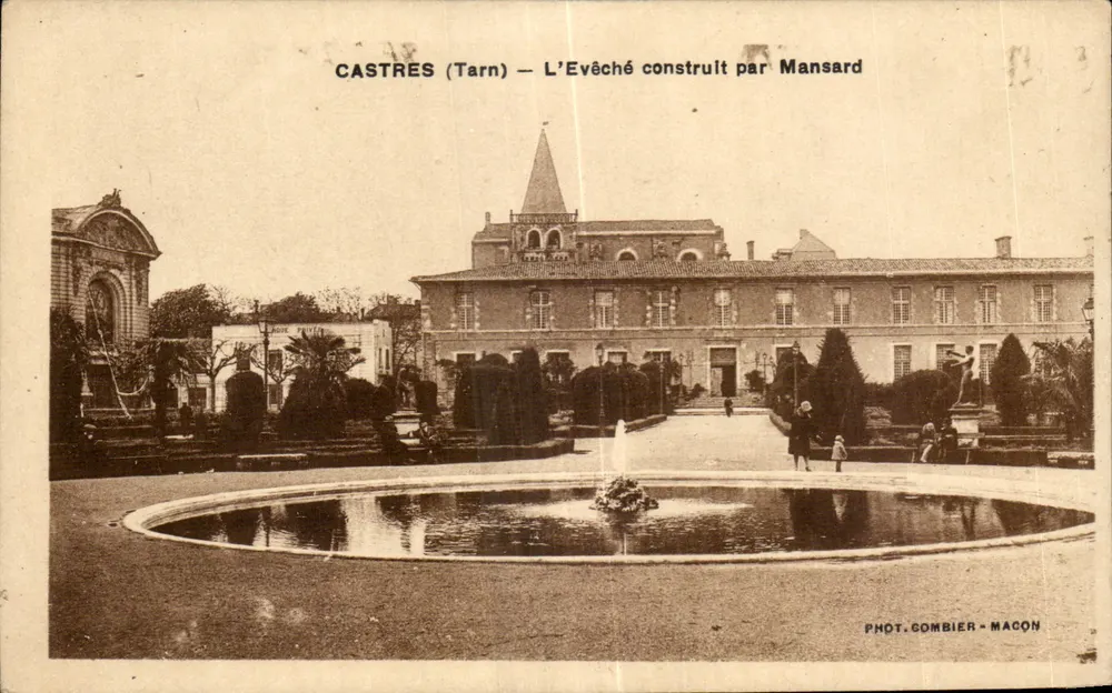 Castres (Tarn) — O Bispo construído por Mansard — Fot. Combier - Macon - Frente