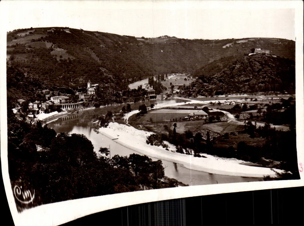 Ambialet, nahe Albi — Panoramablick — Photo Bila Salun - Vorderseite