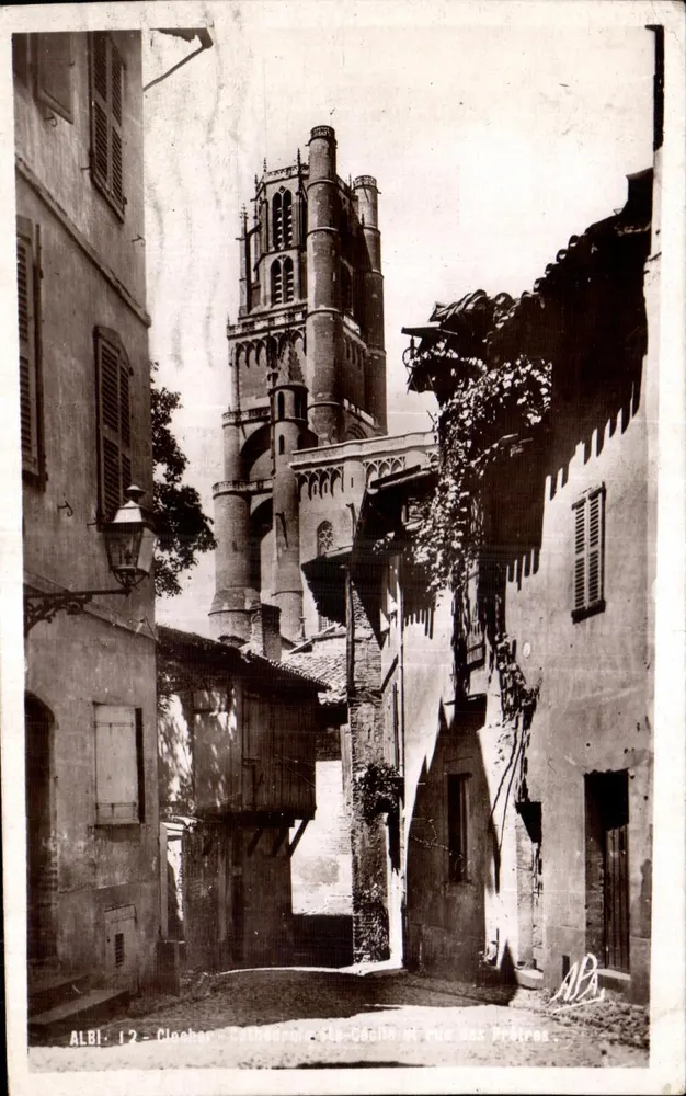 Albi - Torre sineira - Catedral, claustro e rua dos Padres - Frente