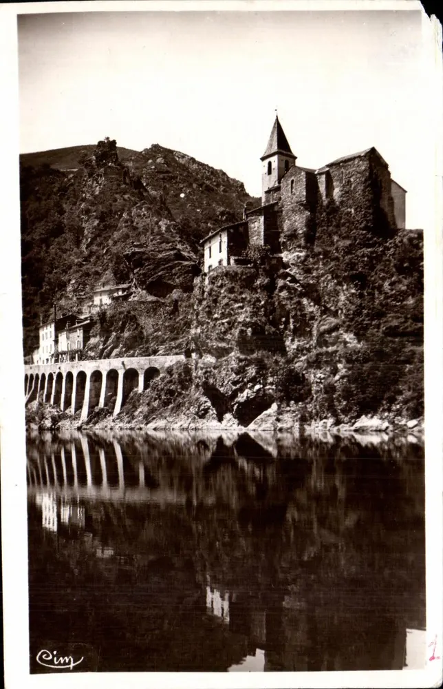 Ustré - L'Église et le Viaduc — Cim - Recto