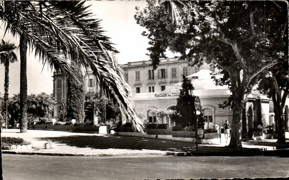 Tourismusbüro — Hyères-les-Palmiers — Tourismus-Editionen - Vorderseite