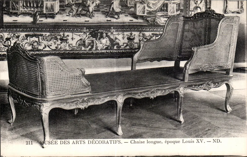Museu dos Artes Decorativas — Cadeira de balanço, época Luís XV - Frente
