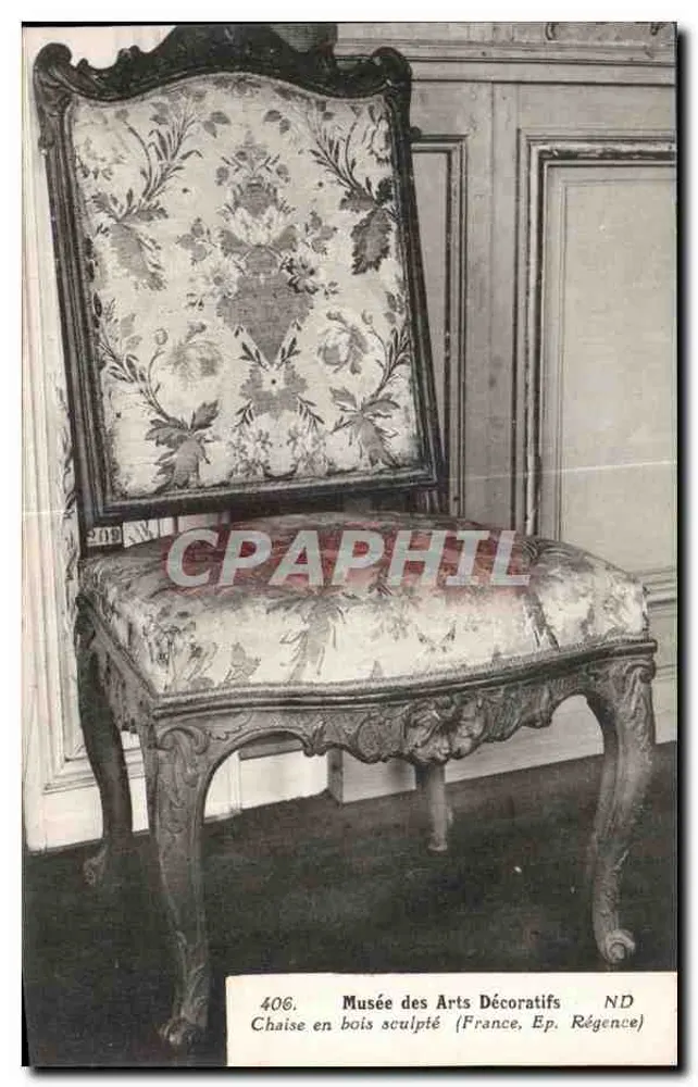 Geschnitzter Holzsessel — Musée des Arts Décoratifs — Régence-Periode - Vorderseite