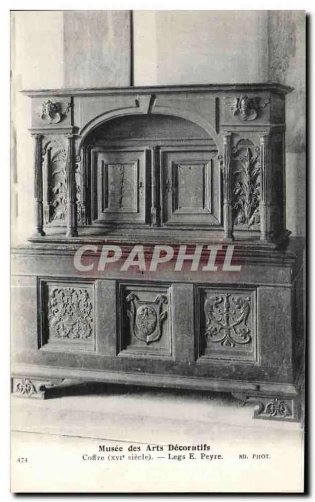 Kistje (17e eeuw) — Museum voor Decoratieve Kunsten — Erfenis E. Peyre - Voorkant