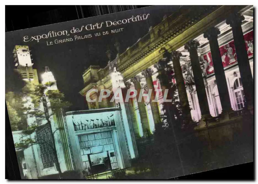 Ausstellung der dekorativen Künste — Der Grand Palais aus der Nacht gesehen - Vorderseite