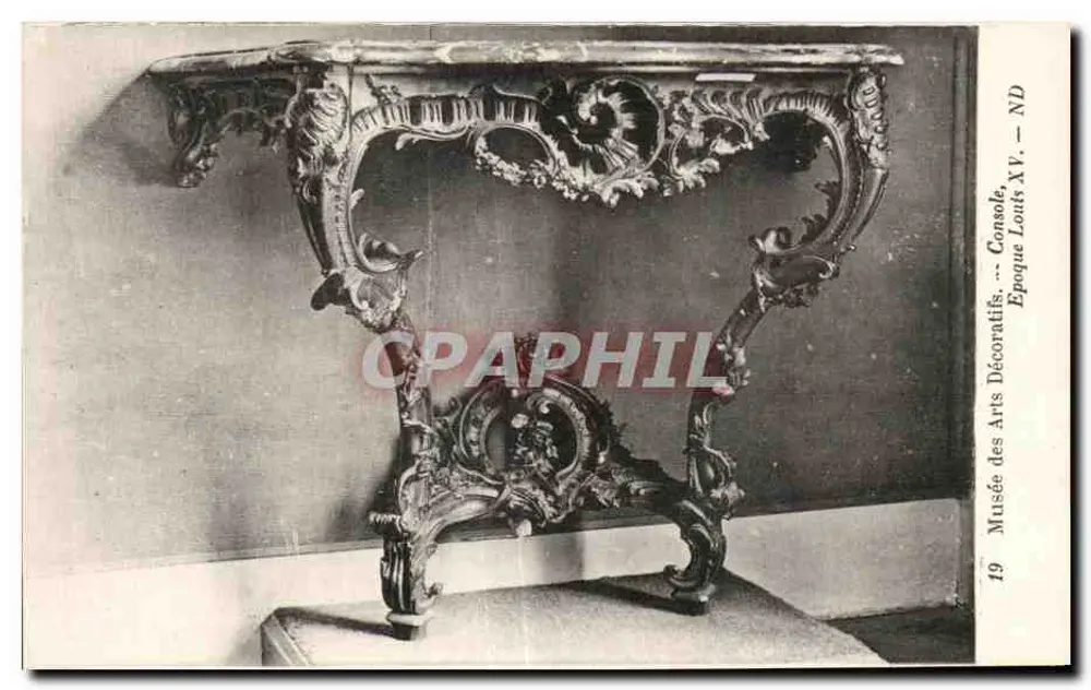 Console Louis XV — Época Decorativa — Museu dos Artes Decorativas - Frente