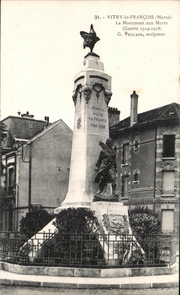 Vitry-le-François (Marne) — Gedenkstein für die Toten (Krieg 1914-1918) — G. Veillard, Bildhauer - Vorderseite