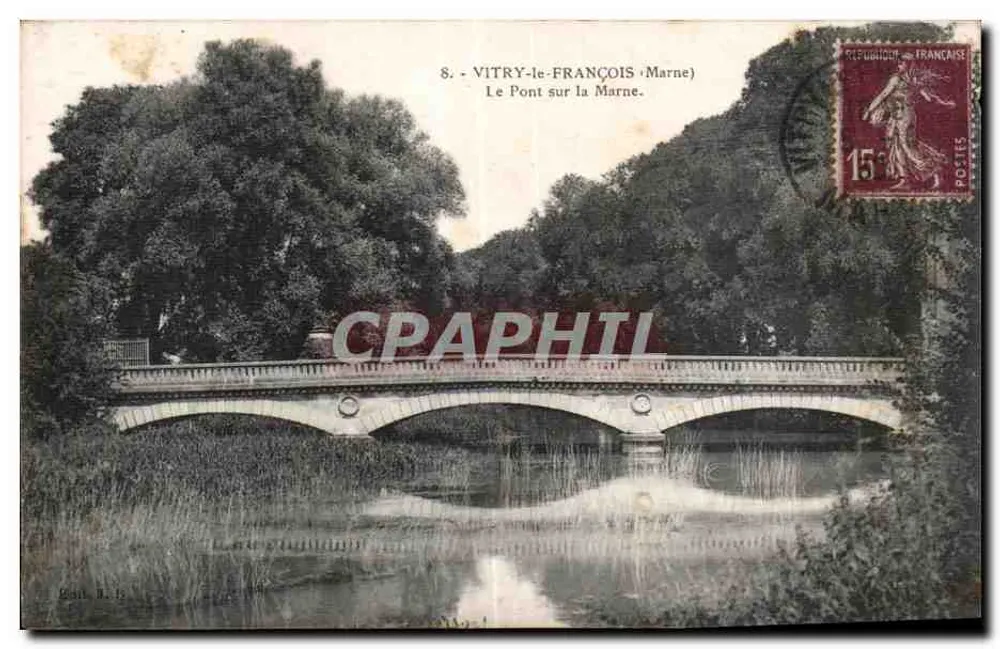 Vitry-le-François (Marne) — Die Brücke über die Marne — J. Bourgogne, Verlag in Château-Thierry, Nr. 8 - Vorderseite