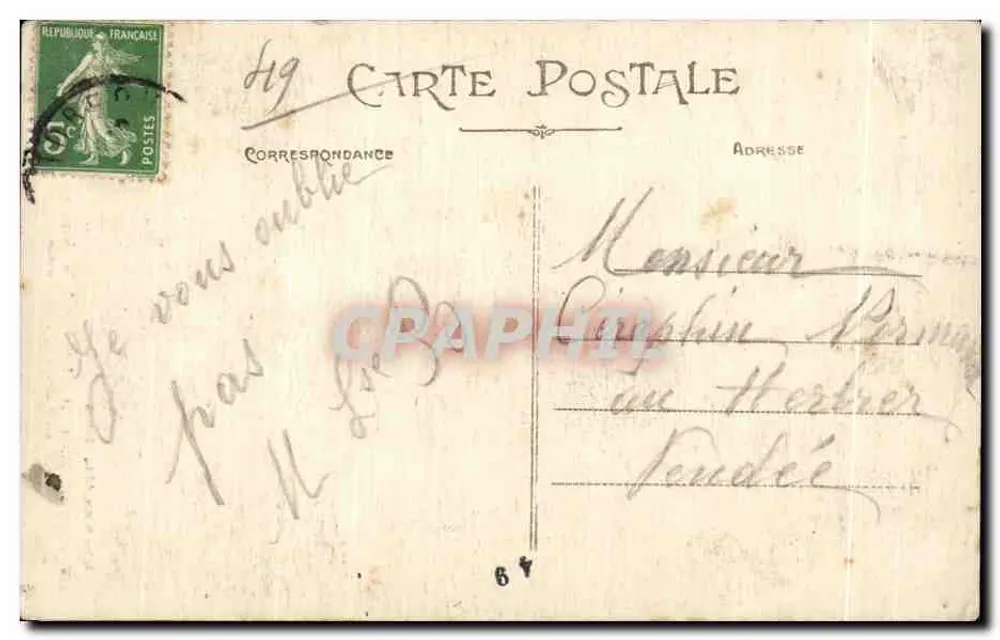 Innenansicht der Kapelle der Gemeinde Sainte-Marie de Torfou — Torfou (M.-et-L.) — Verlag Clisson - Rückseite
