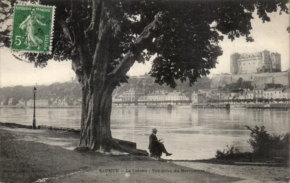 Saumur — Der Hügel — Ansicht vom Eichenbaum — Robin, Verlag Saumur - Vorderseite
