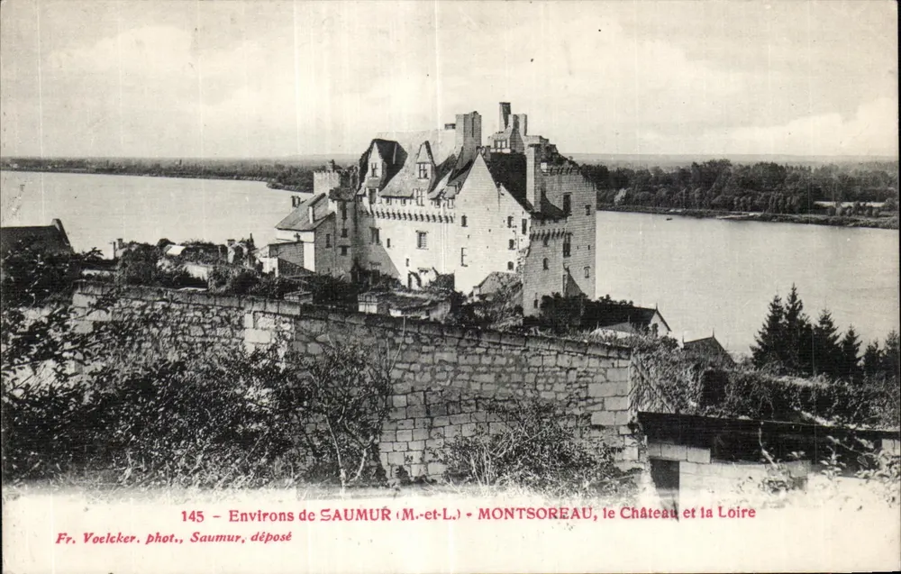Montsoreau — das Schloss und die Loire — Fr. Voelcker, Foto., Saumur, abgegeben, n°145 - Vorderseite