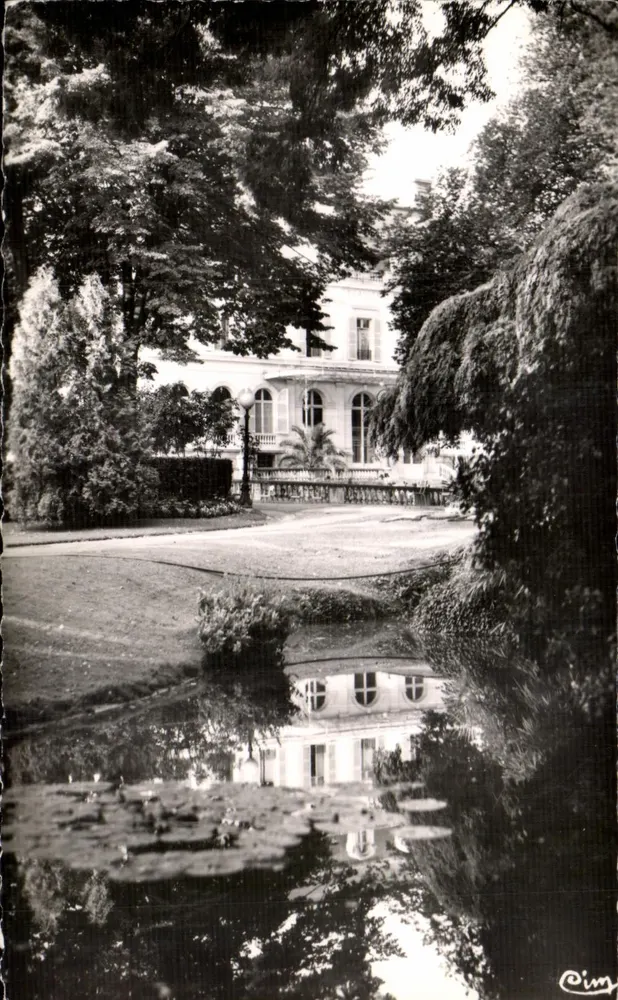 Epernay (Marne) — Der Garten des Rathauses — Cim - Vorderseite