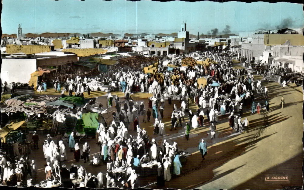 Marrakech — Plein Djema El Fna — La Cigogne - Voorkant