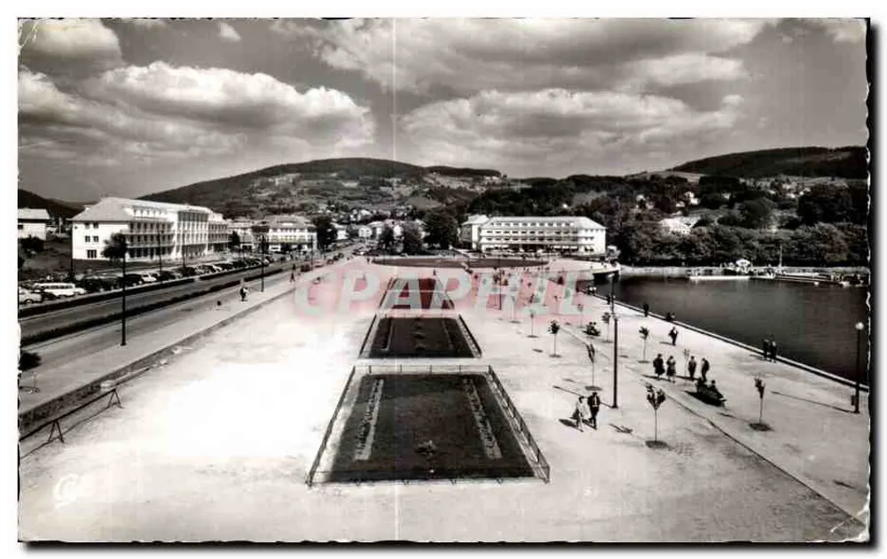 Gérardmer — A Esplanada à beira do Lago — Réal Photo - Frente