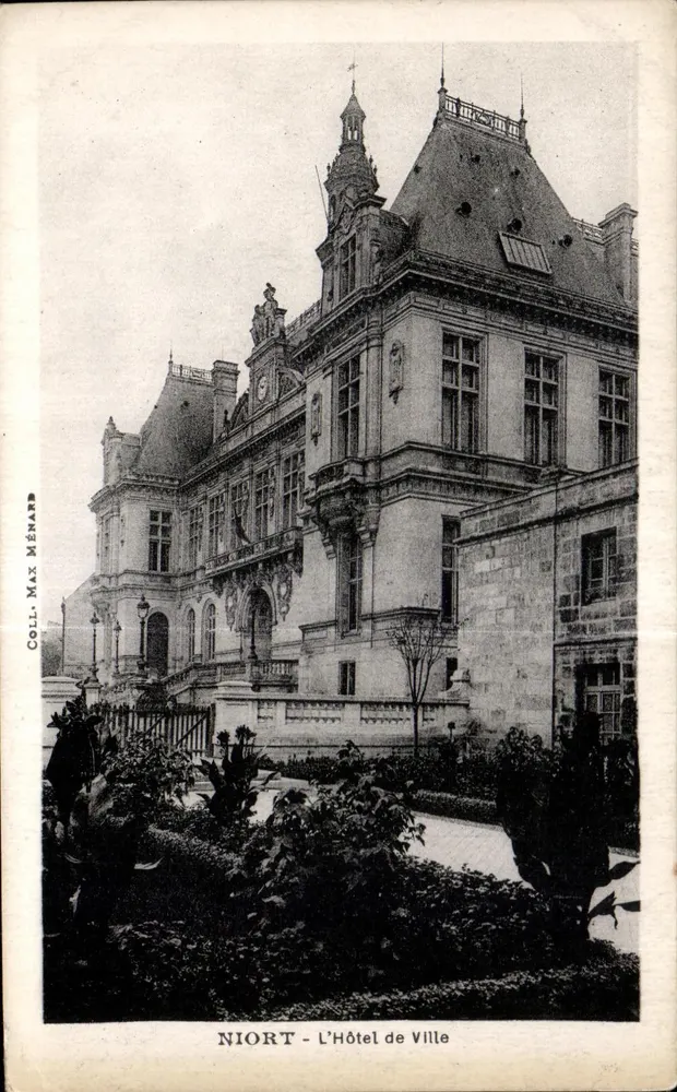 Niort - Il Municipio — editore Coll. Max Ménard - Recto