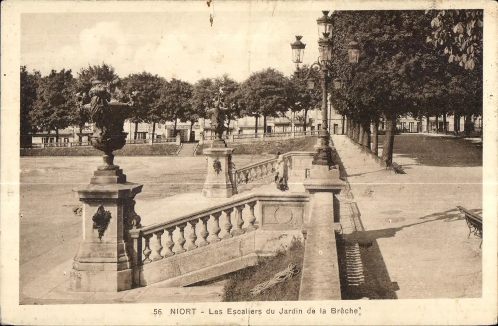 Niort - Les Escaliers du Jardin de la Brèche — Édition A. Moreau, Niort - Vorderseite