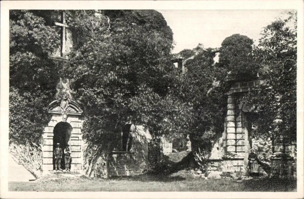 Ruinen des Schlosses La Meilleraye — Umgebung von Parthenay — Giroire, Verlag, Parthenay - Vorderseite