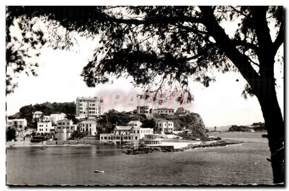 बैंडोल — प्लेज़ डी ला प्लेज़ — लेस एडिशन्स रूल, बैंडोल - आगे