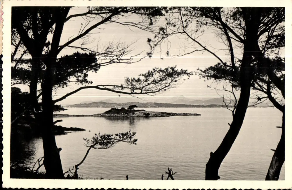 Ilha de Porquerolles — Ponte Prime — editor não visível - Frente