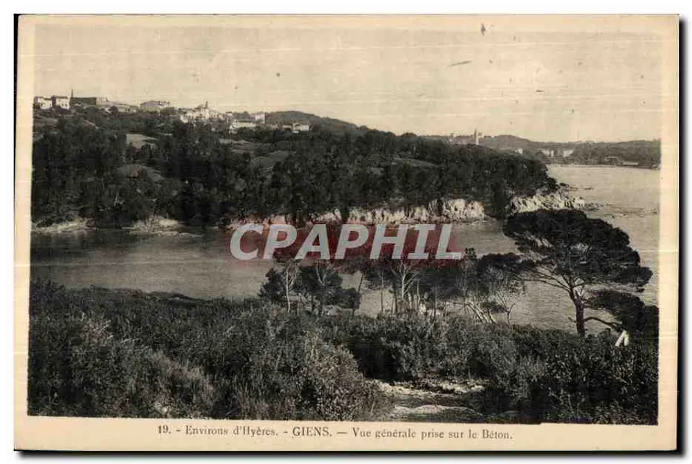Um Hyères — GIENS — Allgemeiner Blick von der Betonplatte - Vorderseite