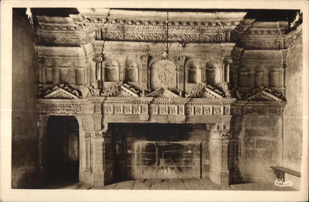 Cordes (Vaucluse) — Renaissance-Kamin, Saal des Schlosses (1541) — Héliogravure Courrier Mâcon - Vorderseite