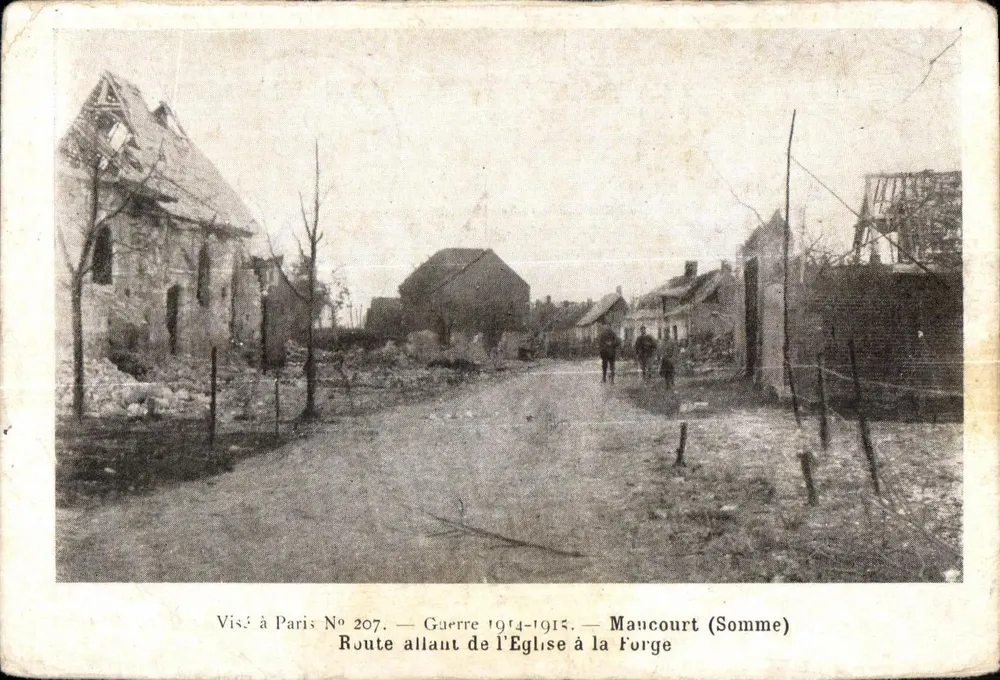 Maucourt (Somme) — Straße von der Kirche zur Schmiede — Visé à Paris, Nr. 207 - Vorderseite