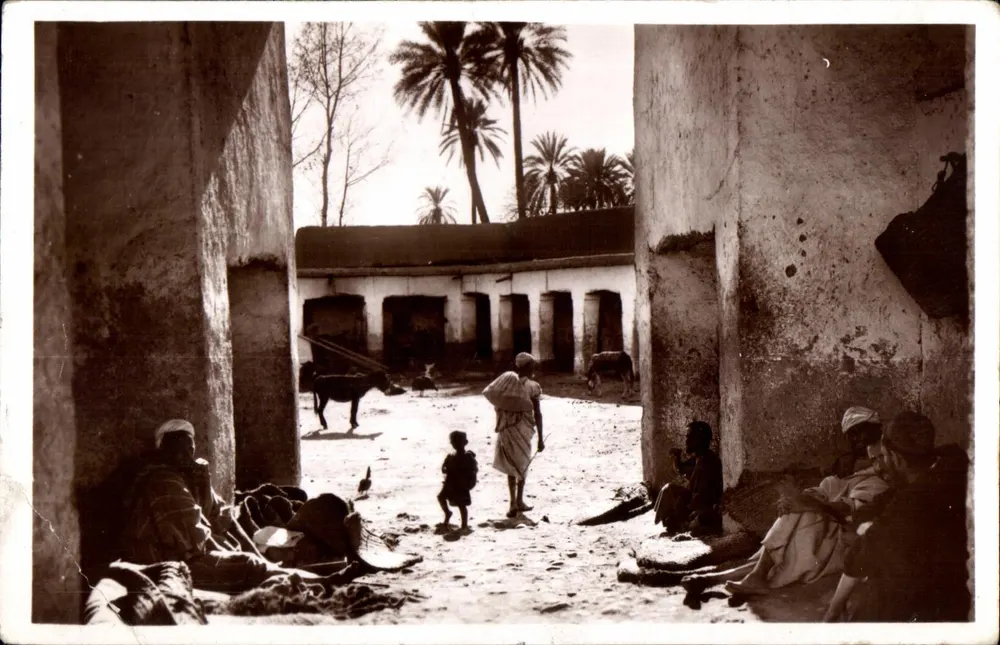 Innenraum eines Riads — Tanger — Éditions de l'Artisan - Vorderseite