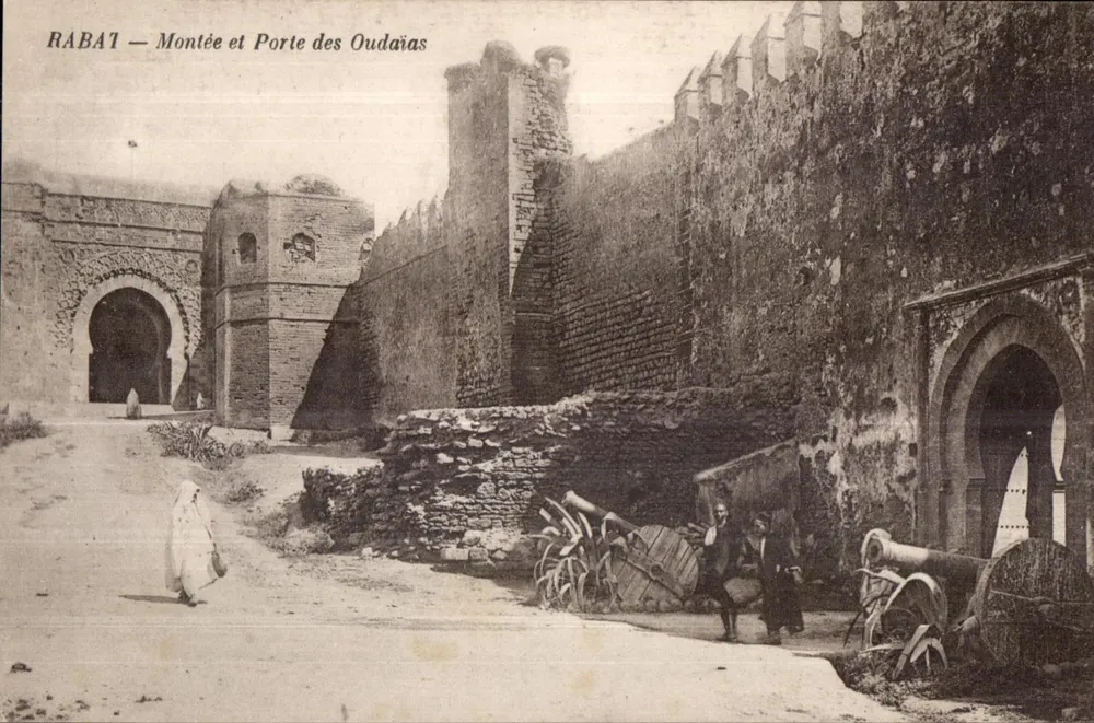 Rabat — Subida y Puerta de los Oudaïas — Edición Lyon Consortium Casablanca - Anverso