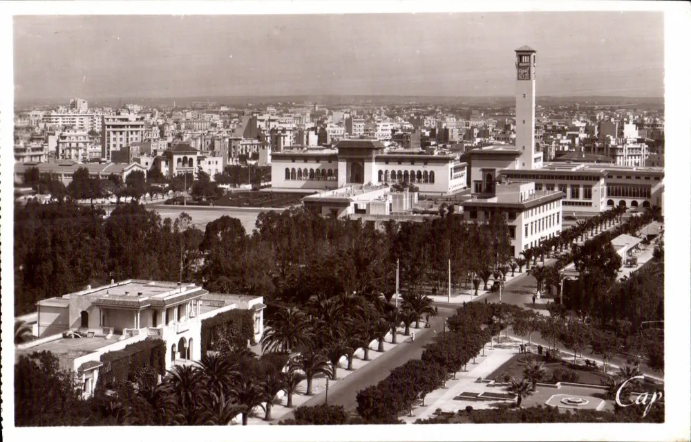 Casablanca — Boulevard Gouraud und Verwaltungsgebäude — REAL-PHOTO - PARIS - Vorderseite