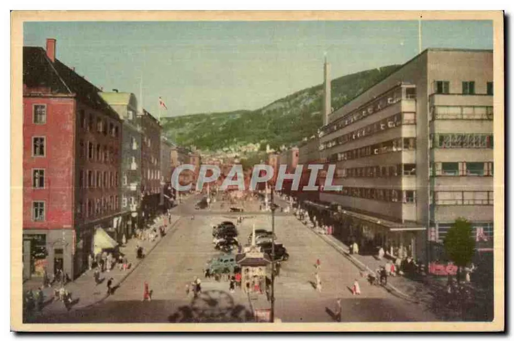 Bergen. Torvalmenningen. — Das Zentrum — Verlag: Fargefoto Ernst Schwitters, A/S. - Vorderseite