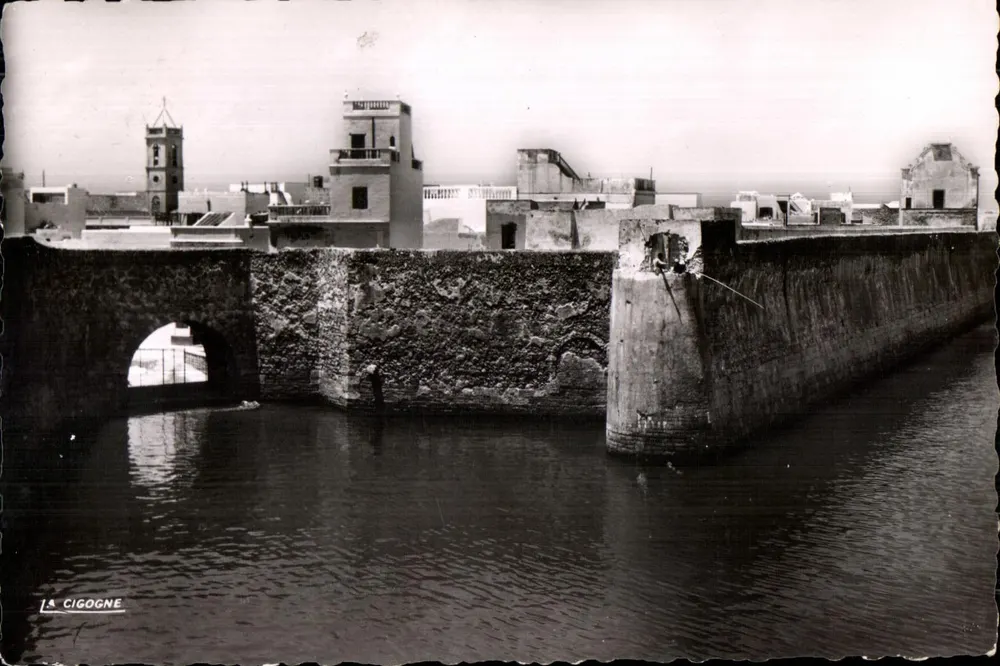La Cigogne — Tor zur See, portugiesisches Bastion — Éditions & La Cigogne, André Lecointe, SOCHE-RESS, Casablanca - Vorderseite