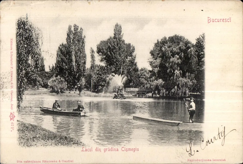 Lacul din grădina Cișmigiu — Ansicht des Sees mit Brunnen und Booten — Éditeur Libertad P. Jîssescu & D. Goeese, Iași, n° 67 P. - Vorderseite