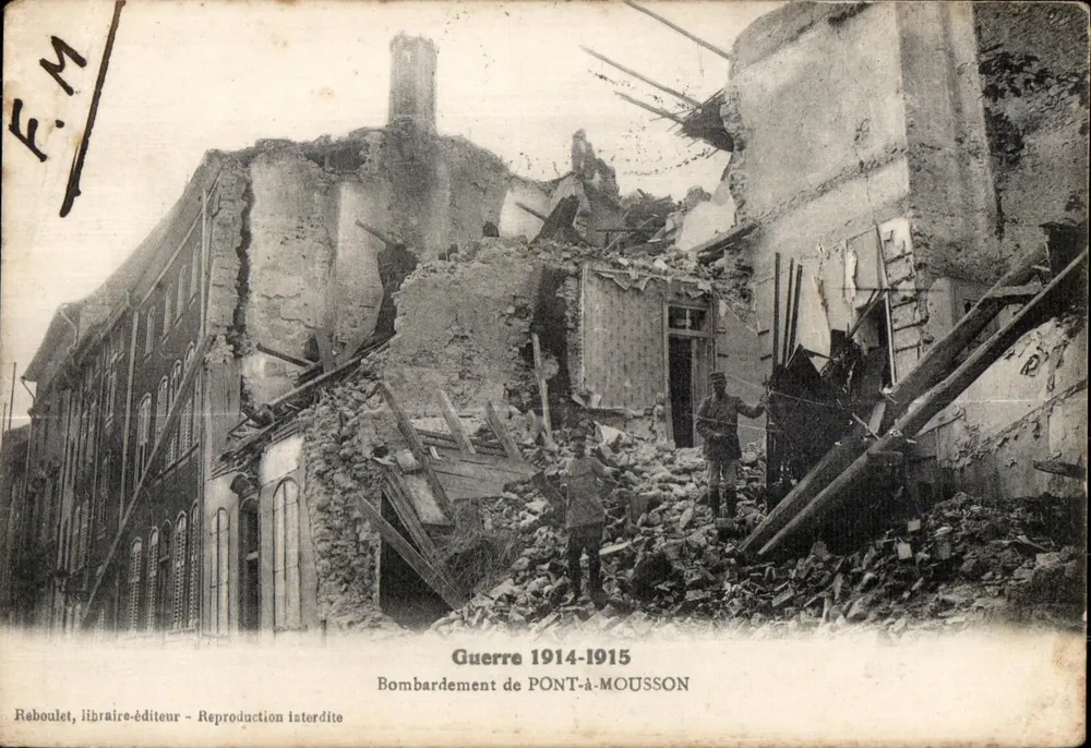 Bombardement von PONT-À-MOUSSON — Krieg 1914-1915 — Reboulet, Buchhändler-Verleger - Vorderseite
