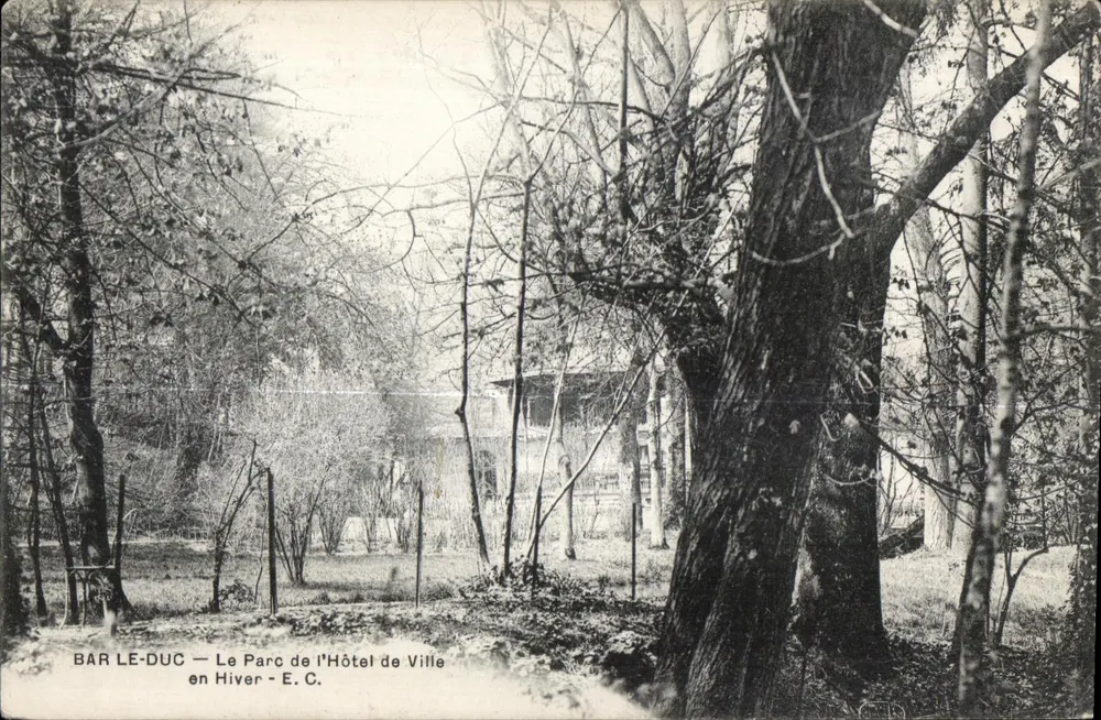 Bar-le-Duc — Der Park des Rathauses im Winter — E.C. - Vorderseite