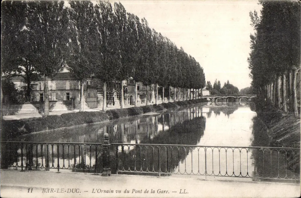Bar-le-Duc — Der Ornain von der Brücke der Station aus gesehen — LL. - Vorderseite