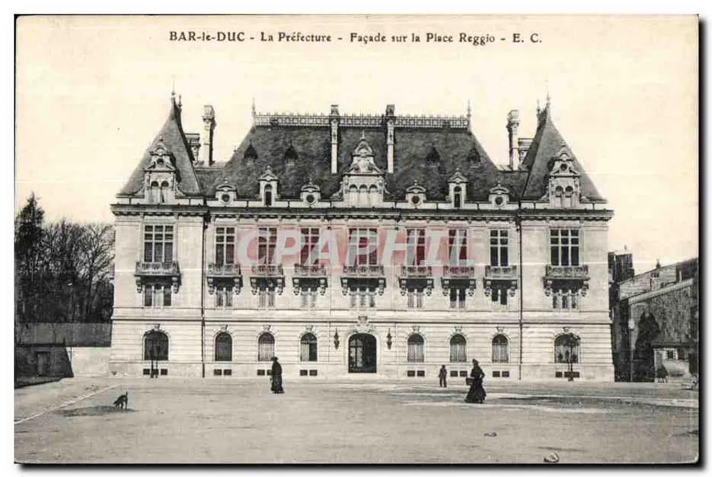 BAR-le-DUC - Das Präfekturgebäude - Fassade auf der Place Reggio - E. C. - Vorderseite