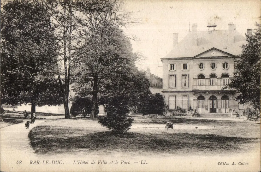 Bar-le-Duc — Das Rathaus und der Park — Edition A. Colas, Nr. 48 - Vorderseite