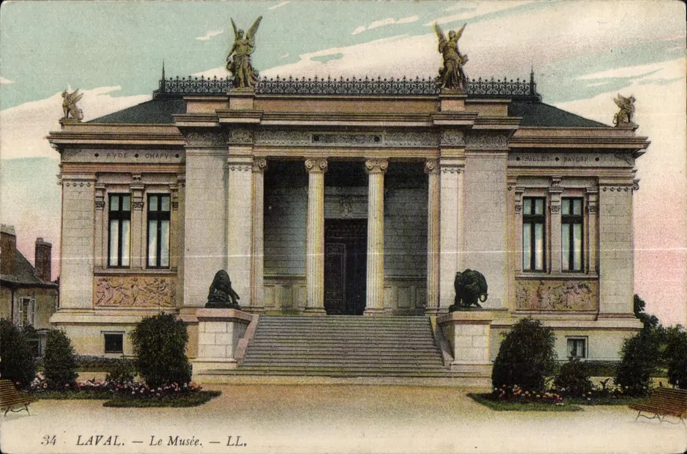 Laval — O Museu — editor LL, n° 34 - Frente