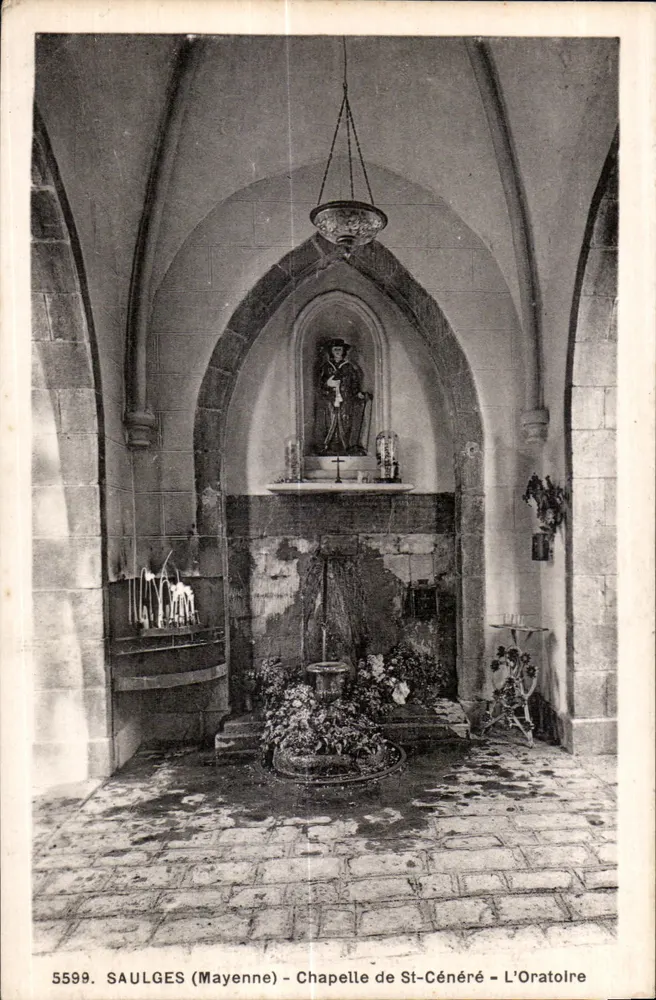 Saulges (Mayenne) — Kapelle St-Cénéré — Das Oratorium - Vorderseite