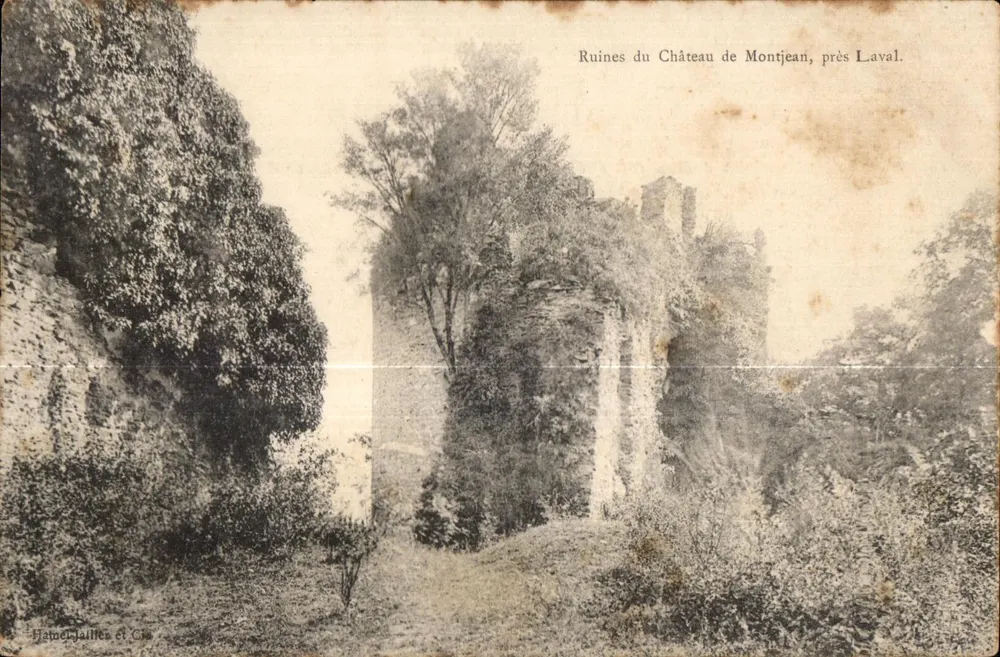 Ruinen des Schlosses Montjean, nahe Laval — Hamel-Jallien et Cie - Vorderseite