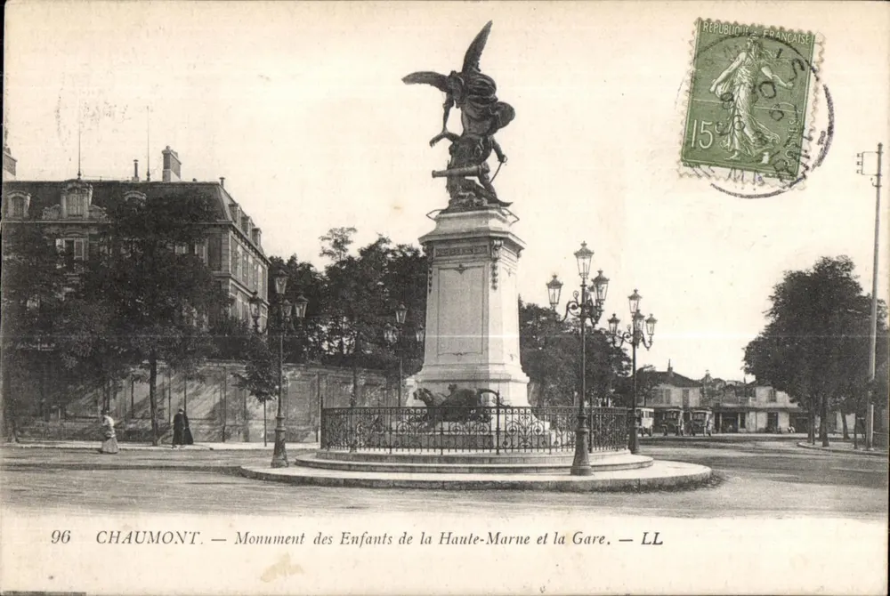 Chaumont — Denkmal der Kinder der Haute-Marne und die Station — LL - Vorderseite