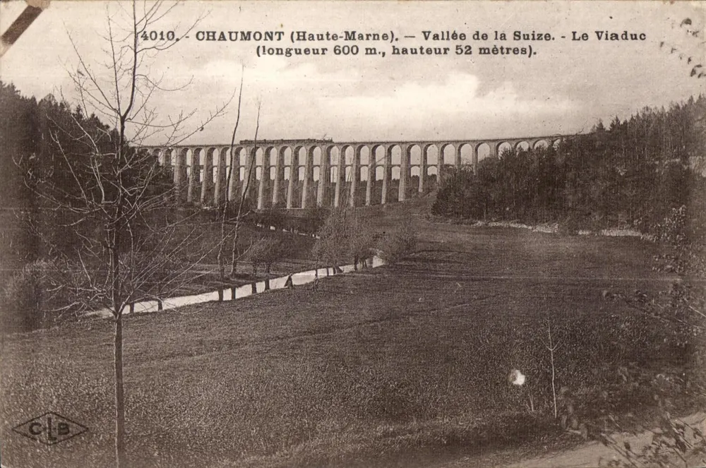 Chaumont (Haute-Marne) — Vale da Suize — O Viaduto (comprimento 600 m, altura 52 metros) - Frente