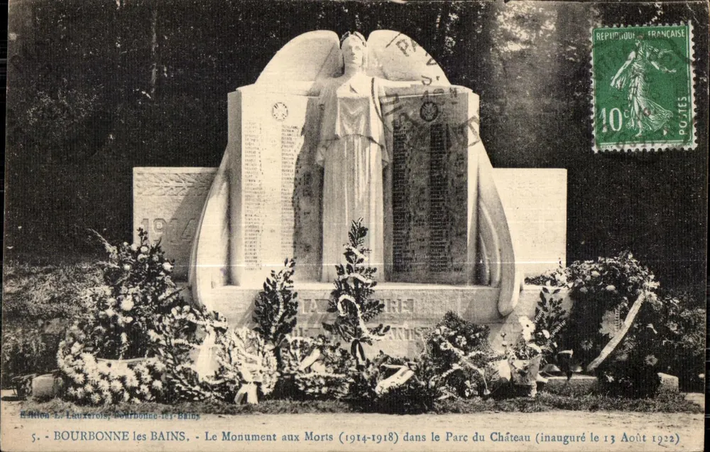Bourbonne-les-Bains — Gedenkstein für die Toten (1914-1918) im Schlosspark — Verlag L. Lauxerois - Vorderseite