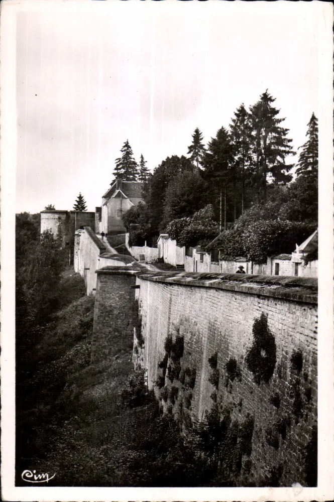 Langres (Haute-Marne) — Promenade auf den Mauern — Cim - Vorderseite