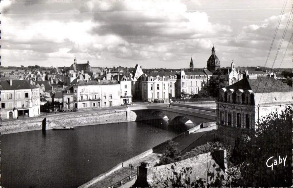 Castello-Gaontier — Il Ponte sulla Mayenne — Edizioni Gaby - Recto