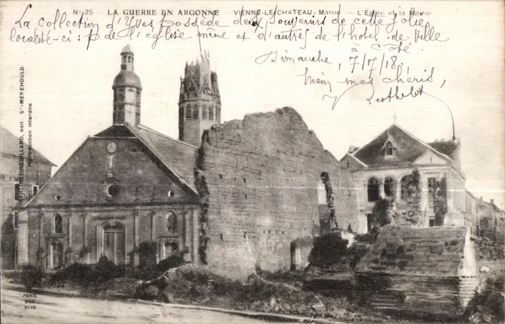 Vienne-le-Château, Marne — Die Kirche und das Rathaus — Ruinen nach dem Krieg in der Argonne - Vorderseite