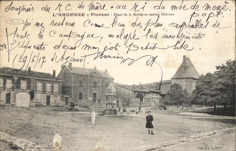 L'Argonne - Florent - Platz der Mairie und altes Schloss — Verlag Poissen, Sainte-Mène, n° 10 - Vorderseite