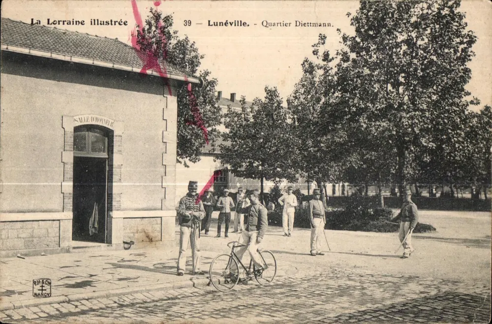 Lunéville - Bairro Diettmann — Sala de Honra — La Lorraine illustrée, n°39 - Frente