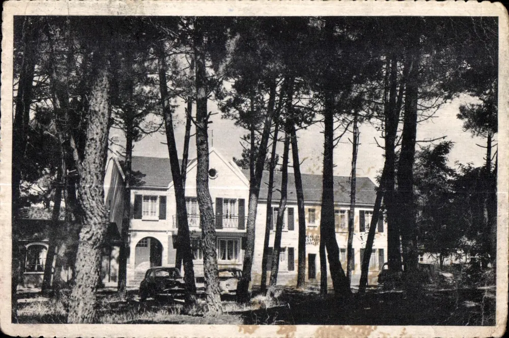 Hôtel-Pension 'Les Sports' — Saint-Jean-de-Monts (Vendée) — Verlag J. Le Marigny, La Seyne (Var) - Vorderseite